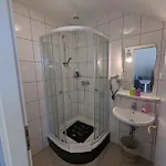 Eiserner Anton Hotel *
