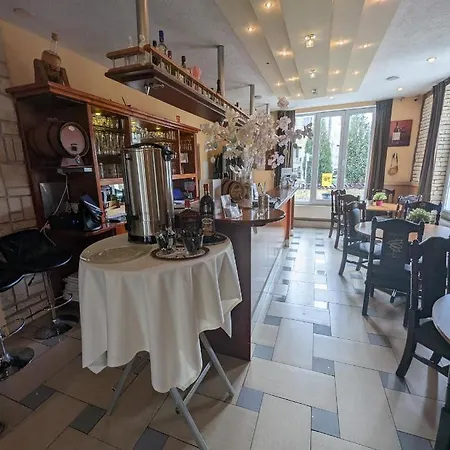Eiserner Anton Hotel