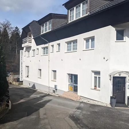 Eiserner Anton 호텔 *