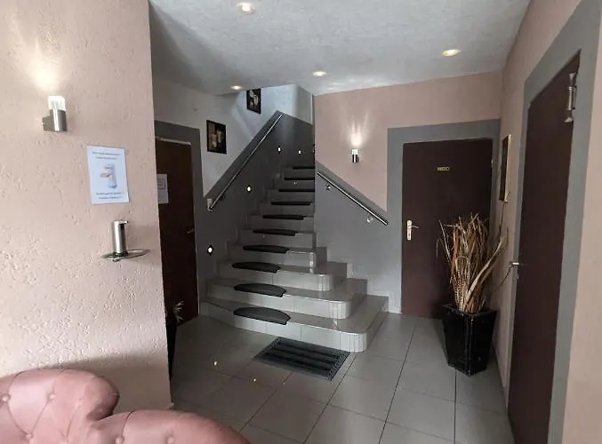 Eiserner Anton Hotell *