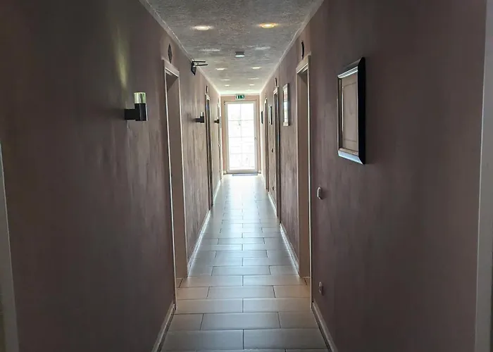 Eiserner Anton Hotel